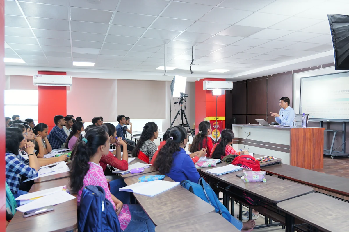 UPSC classroom session at The Unique Academy, Pune